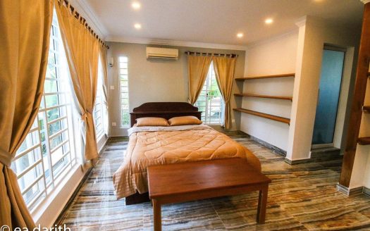 បន្ទប់ធំទូលាយសម្រាប់ជួល